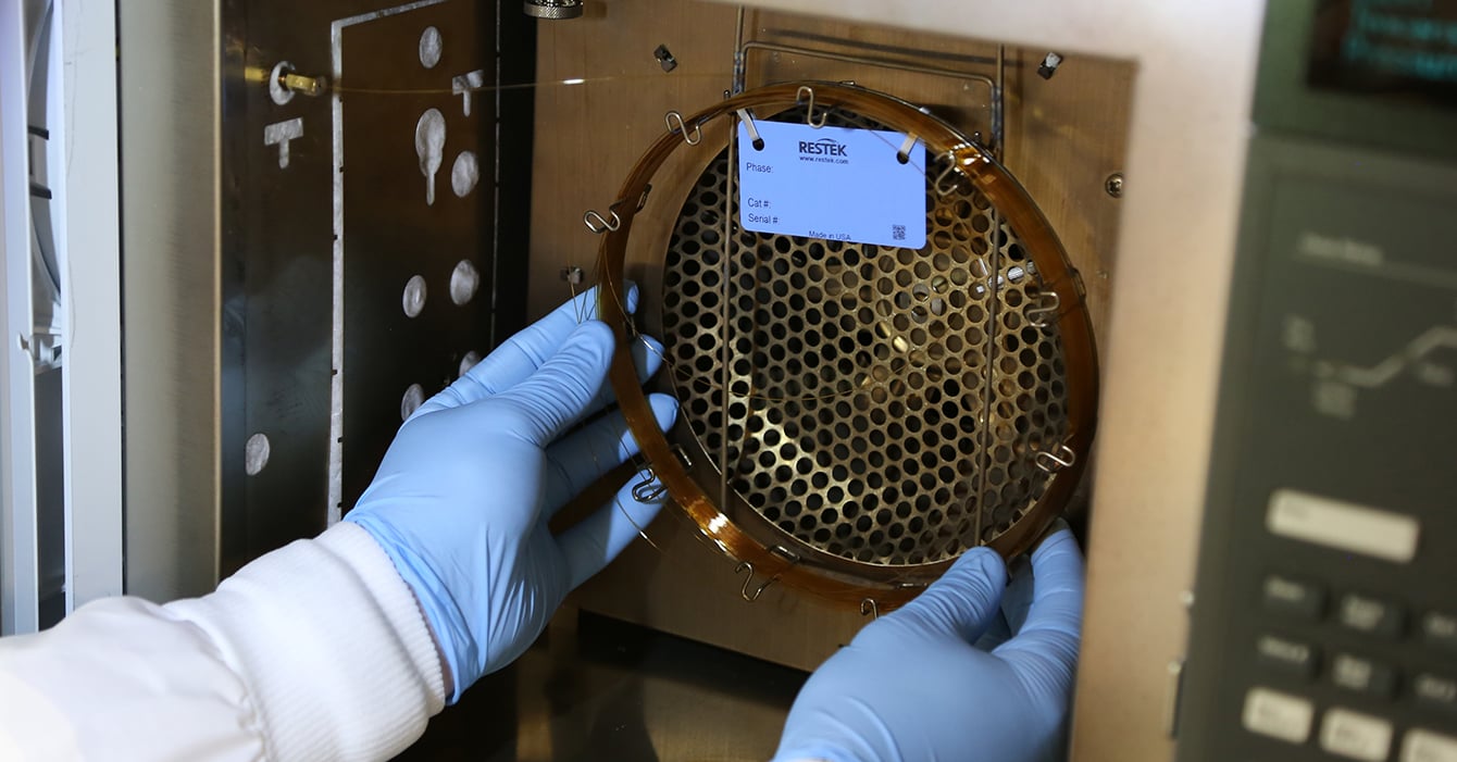 1701 gc column installed in oven to test column lifetime