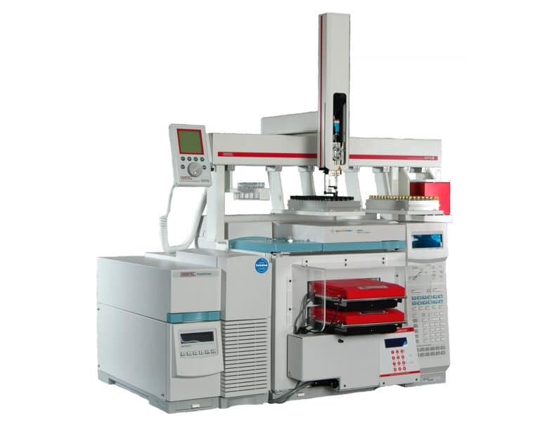 figure article EVAR3291 04